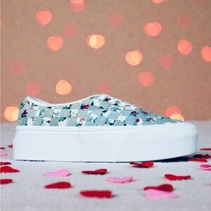 VANS Stackform Woven Sneakers  Light Blue and White Size 7.5 Women 6 Men